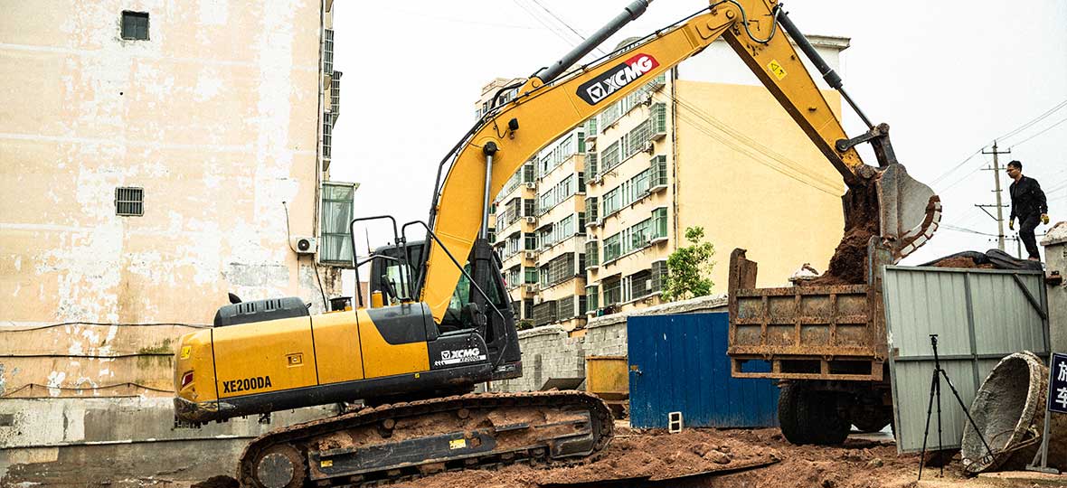 XCMG XE200DA
