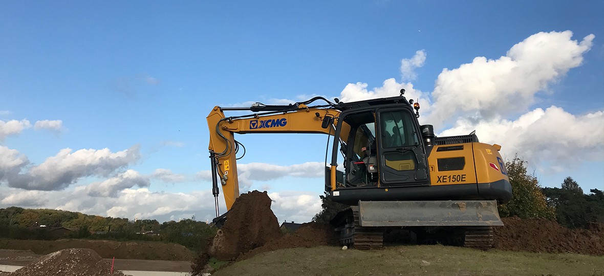 XCMG XE150E