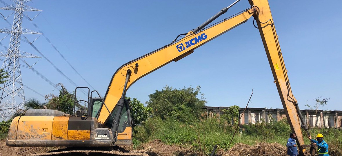 XCMG XE215CLL