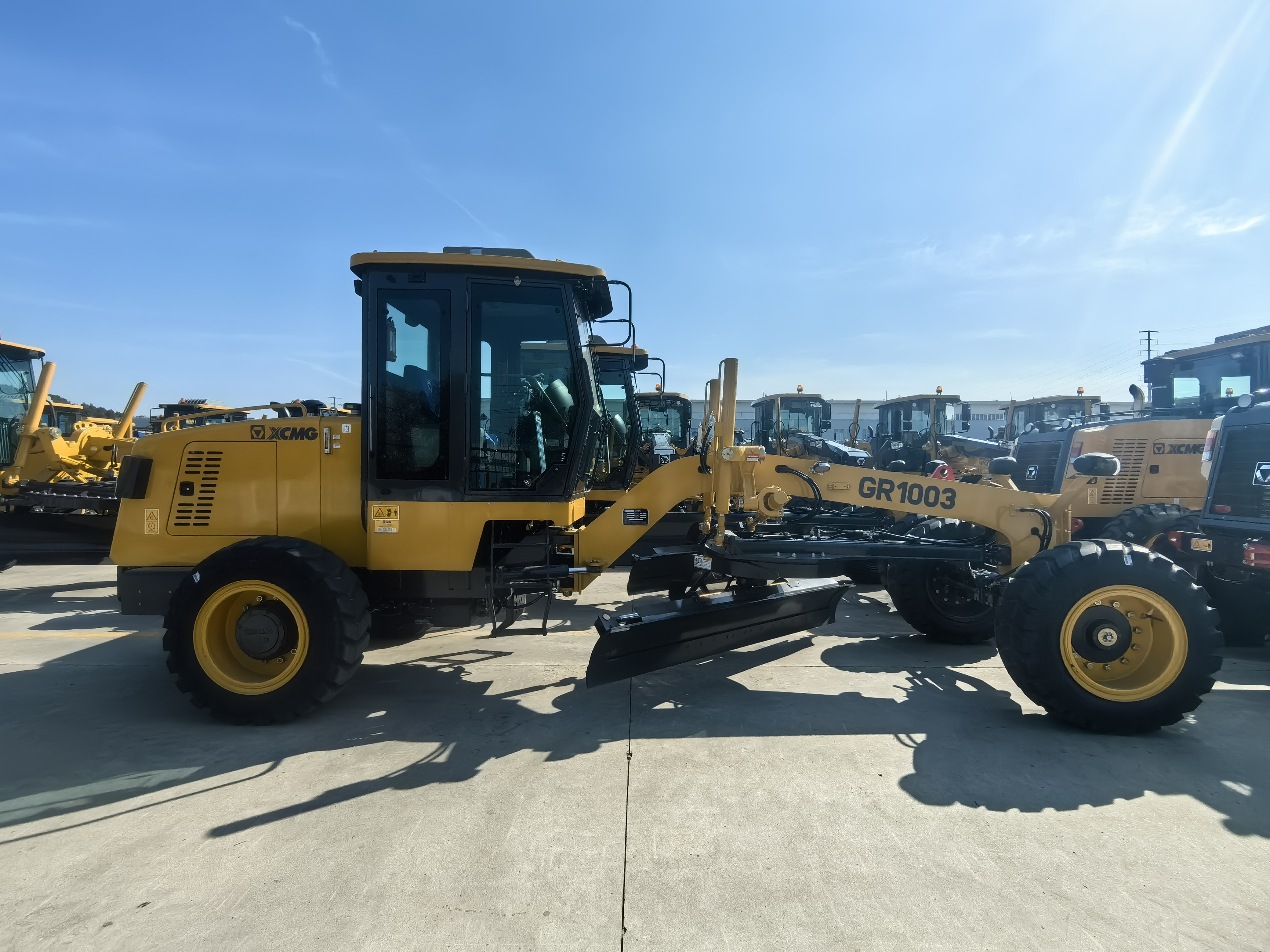 XCMG GR1003