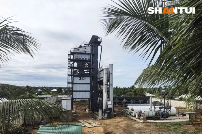 Shantui L3B-2000 asphalt plant