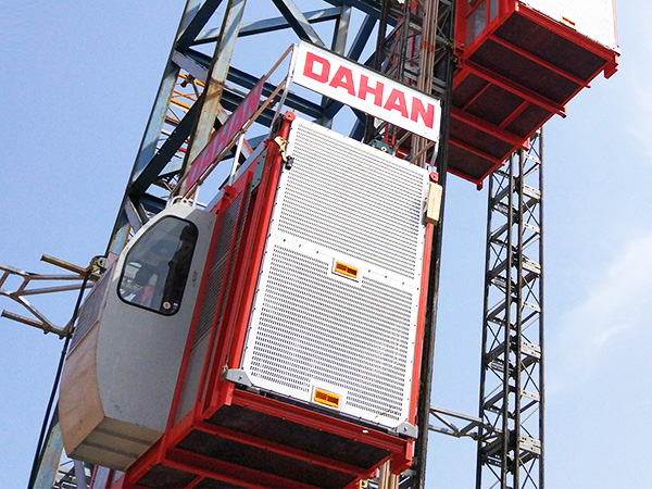 Dahan SC200/200 gear drive 3-dive elevator