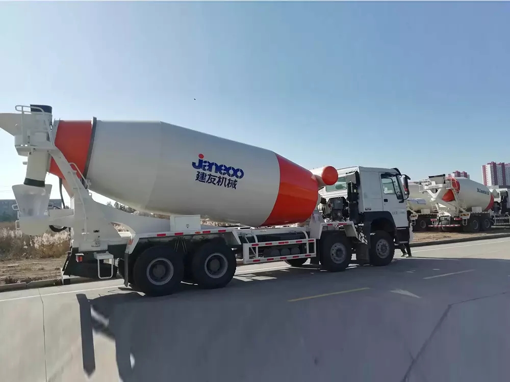 Shantui Janeoo Concrete Truck Mixer 8×4